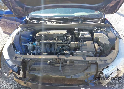 2025 Kia K4 Lxs из США, поврежденный, VIN 3KPFT4DE8SE012485